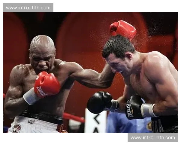 拳台上的双子星:弗朗切与沃德的恩怨情仇与荣耀之路